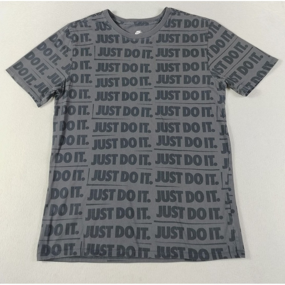 Nike Just Do‎ It Shirt Mens Medium Gray Allover Print Athletic Graphic AOP Tee